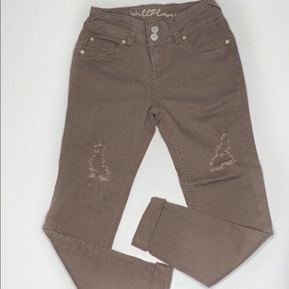 Wallflower distressed  Jeans cuff hem  5 - Picture 5 of 10